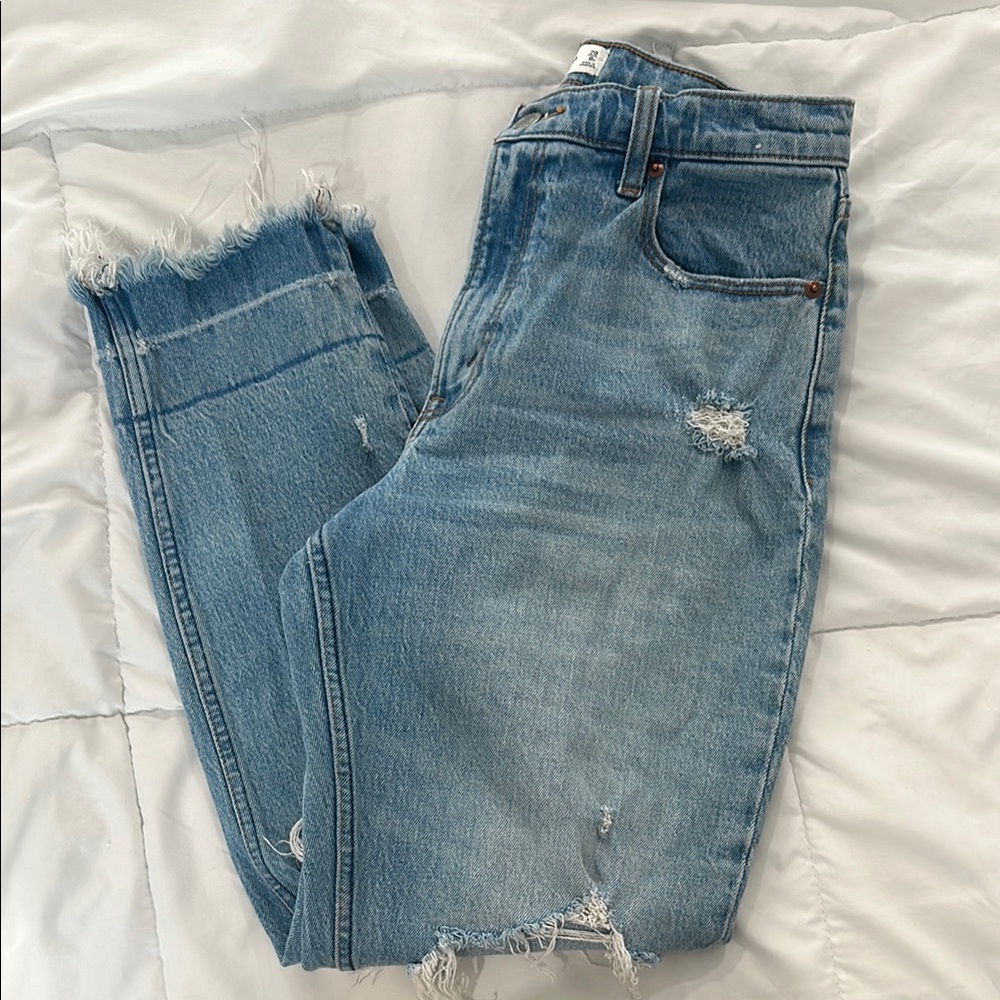 Abercrombie High Rise Mom Jean